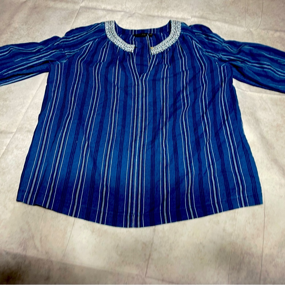 Causal long sleeve shirt